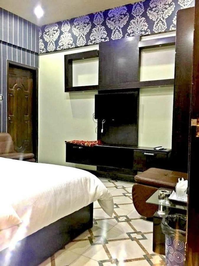 Diplomat Inn 卡拉奇 外观 照片